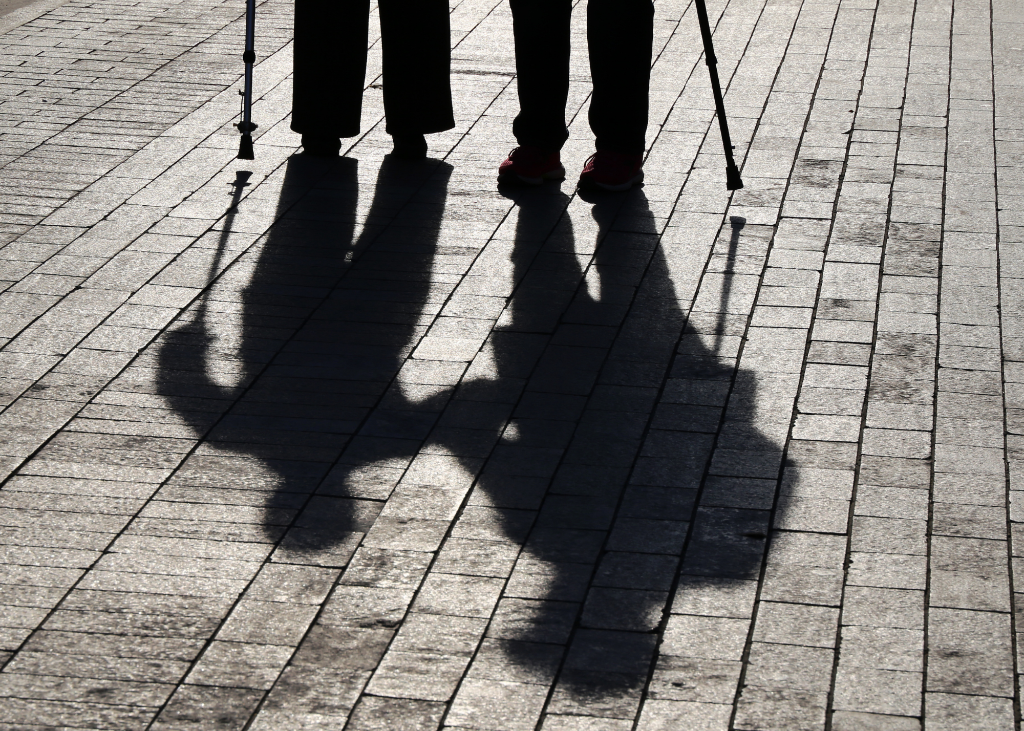 OA exercise myths - cane